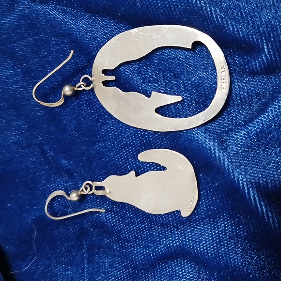 Wolf Cut Out Sterling Silver Dangle Earrings - Picture 3 of 11